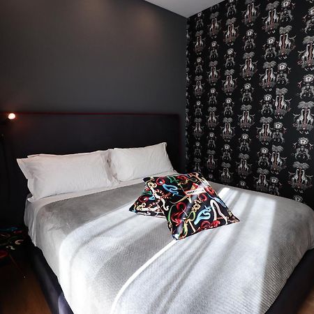بيسكارا Aron Only Suites Bed And Breakfast المظهر الخارجي الصورة