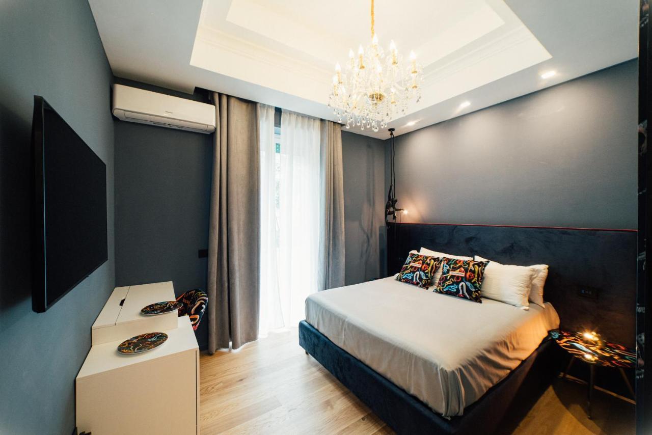 بيسكارا Aron Only Suites Bed And Breakfast المظهر الخارجي الصورة