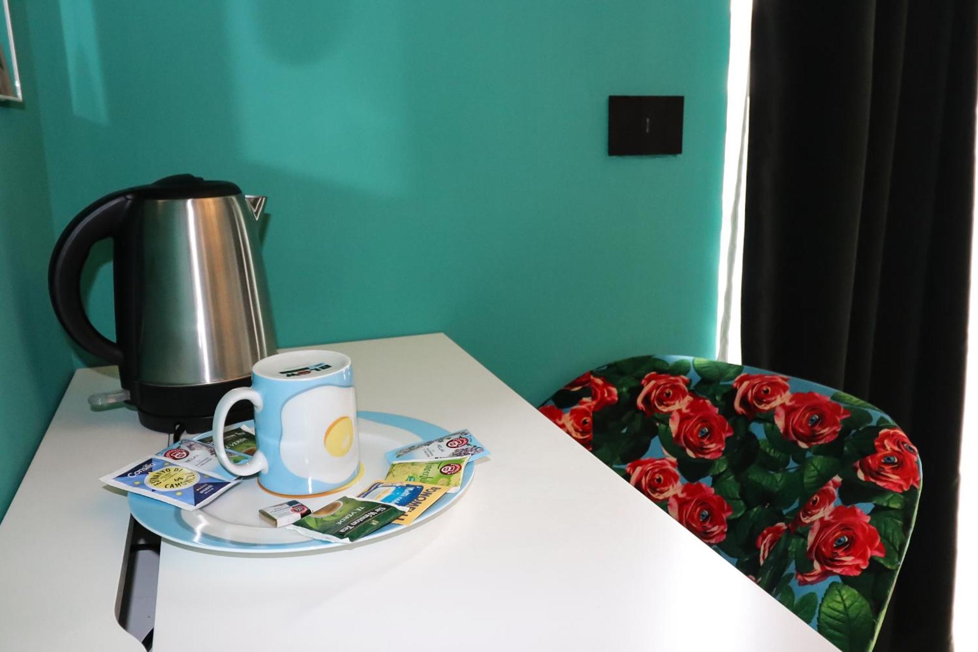 بيسكارا Aron Only Suites Bed And Breakfast المظهر الخارجي الصورة